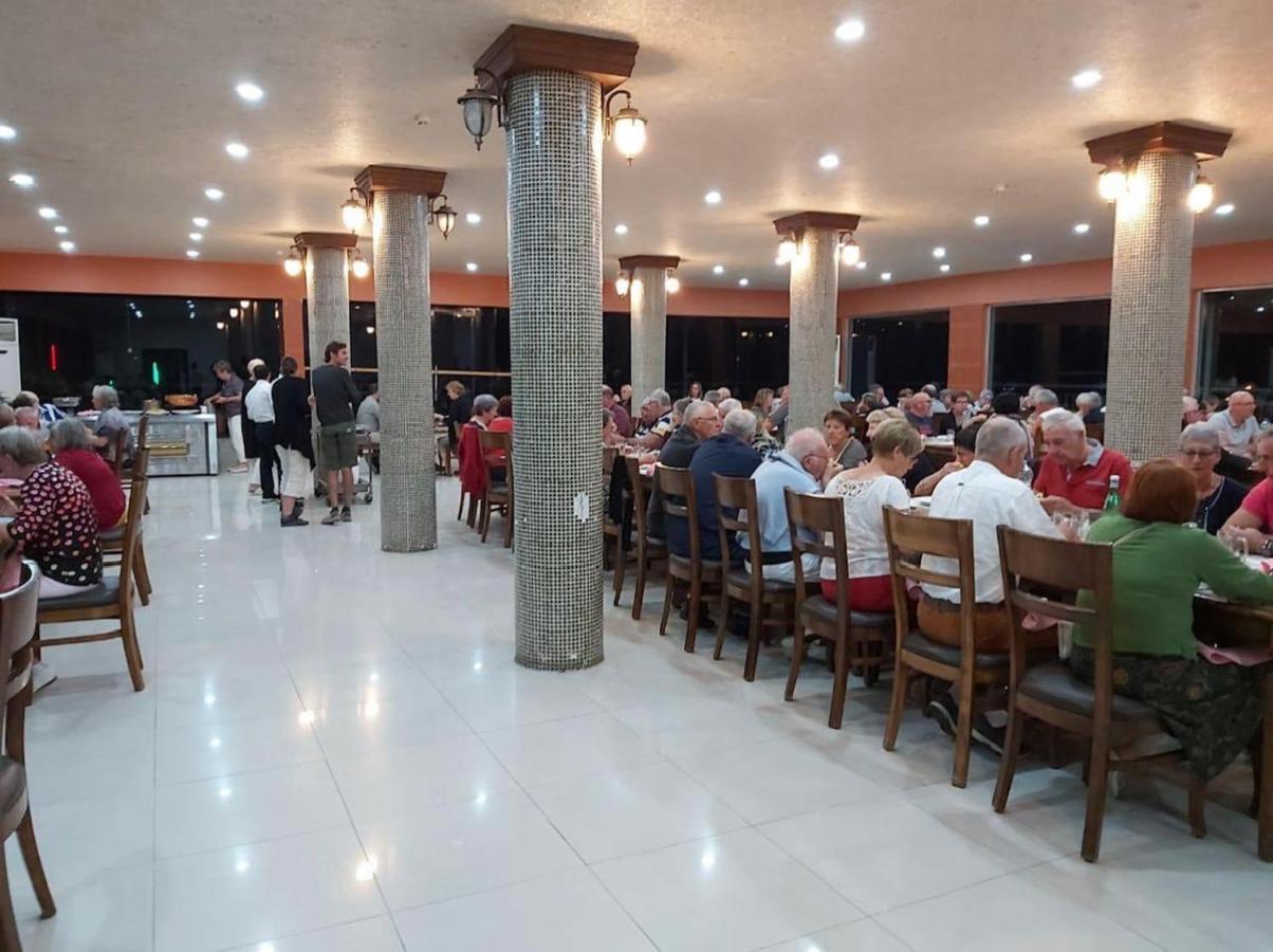 Al Anbat Hotel & Restaurant Ουάντι Μούσα Εξωτερικό φωτογραφία