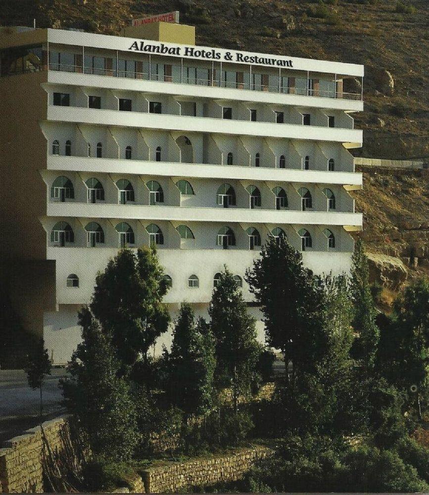 Al Anbat Hotel & Restaurant Ουάντι Μούσα Εξωτερικό φωτογραφία