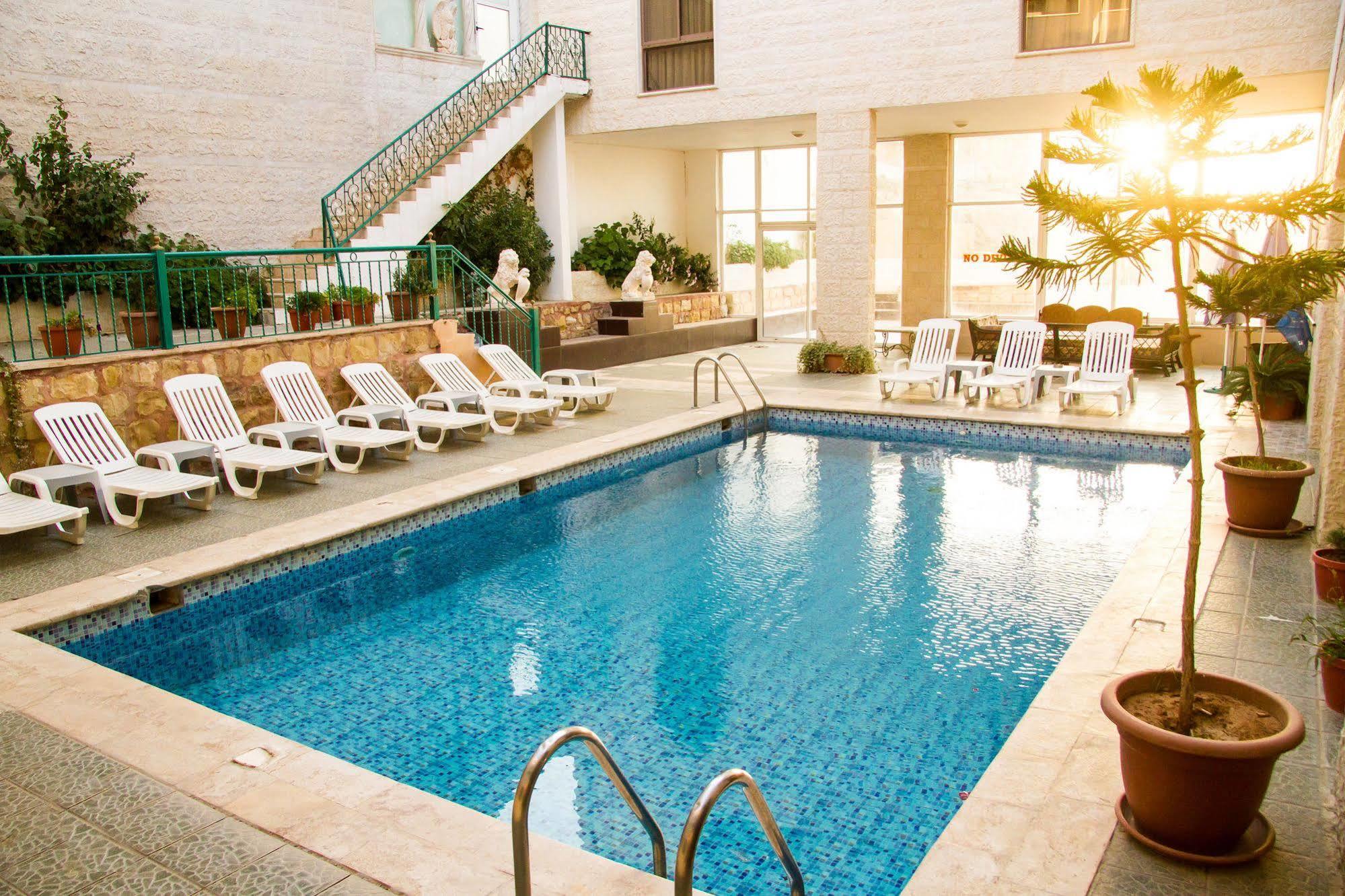 Al Anbat Hotel & Restaurant Ουάντι Μούσα Εξωτερικό φωτογραφία