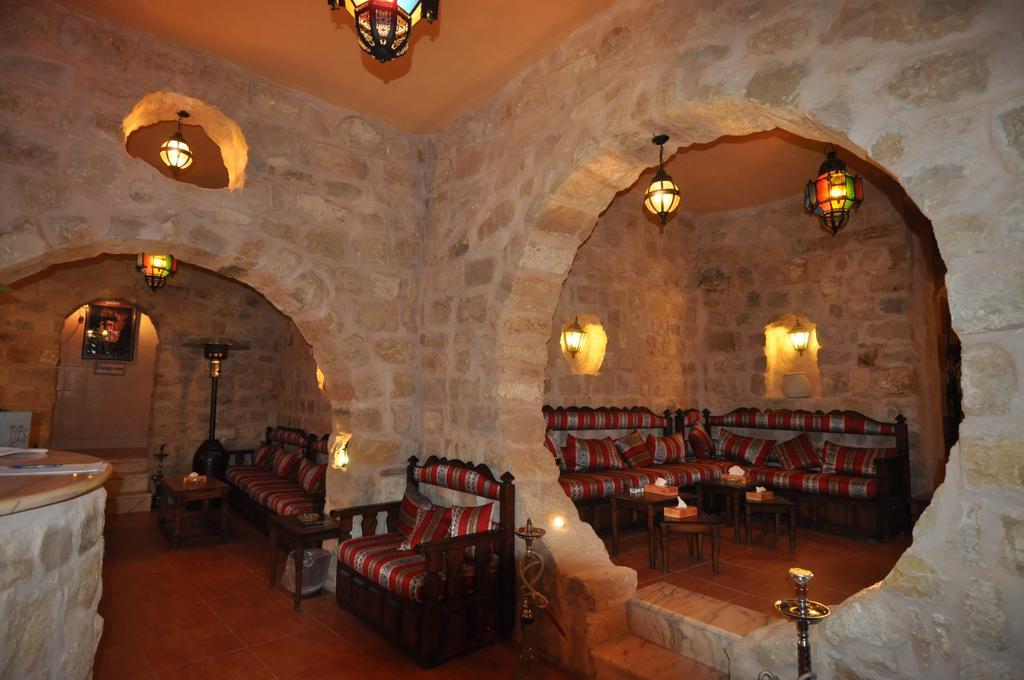 Al Anbat Hotel & Restaurant Ουάντι Μούσα Εξωτερικό φωτογραφία